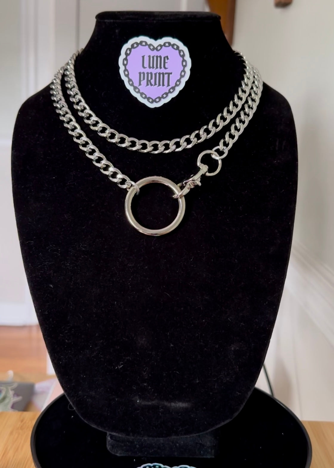 LOOP CHOKERS – LunePrint